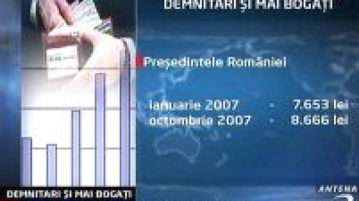 Demnitarii vor câştiga mai mult în 2007
