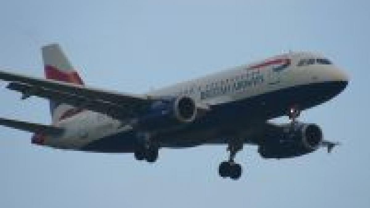 British Airways impune o supra-taxă pe bagaje