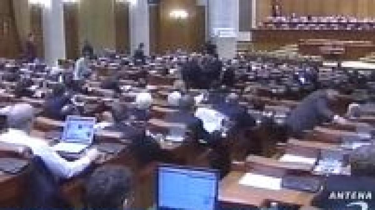 Băsescu cheamă partidele la Cotroceni
