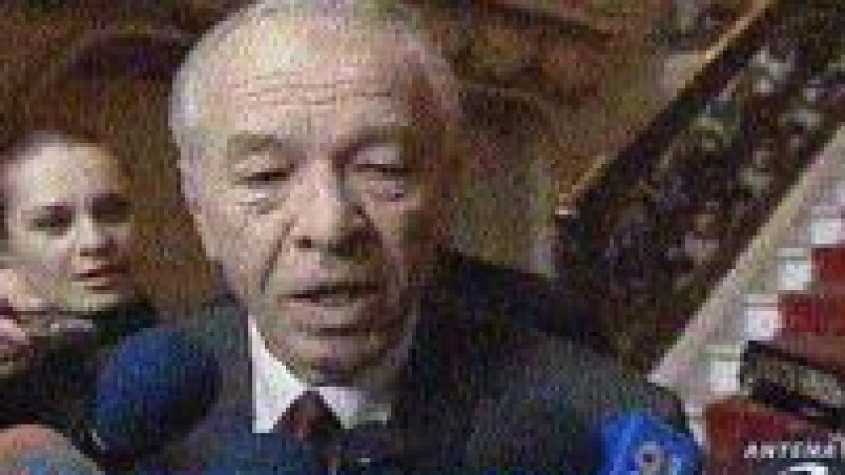 Văcăroiu şi Iliescu: Băsescu nu poate fi audiat forţat!