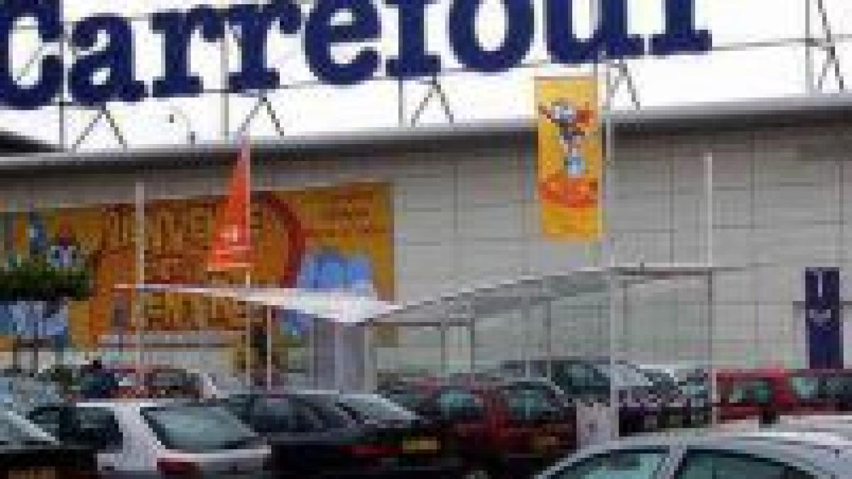 Carrefour deschide magazin în Piaţa Unirii
