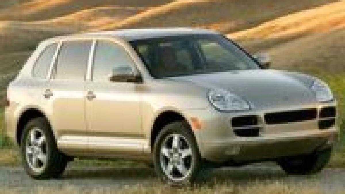 Bulgarii şi-au luat ambulanţe Porsche Cayenne