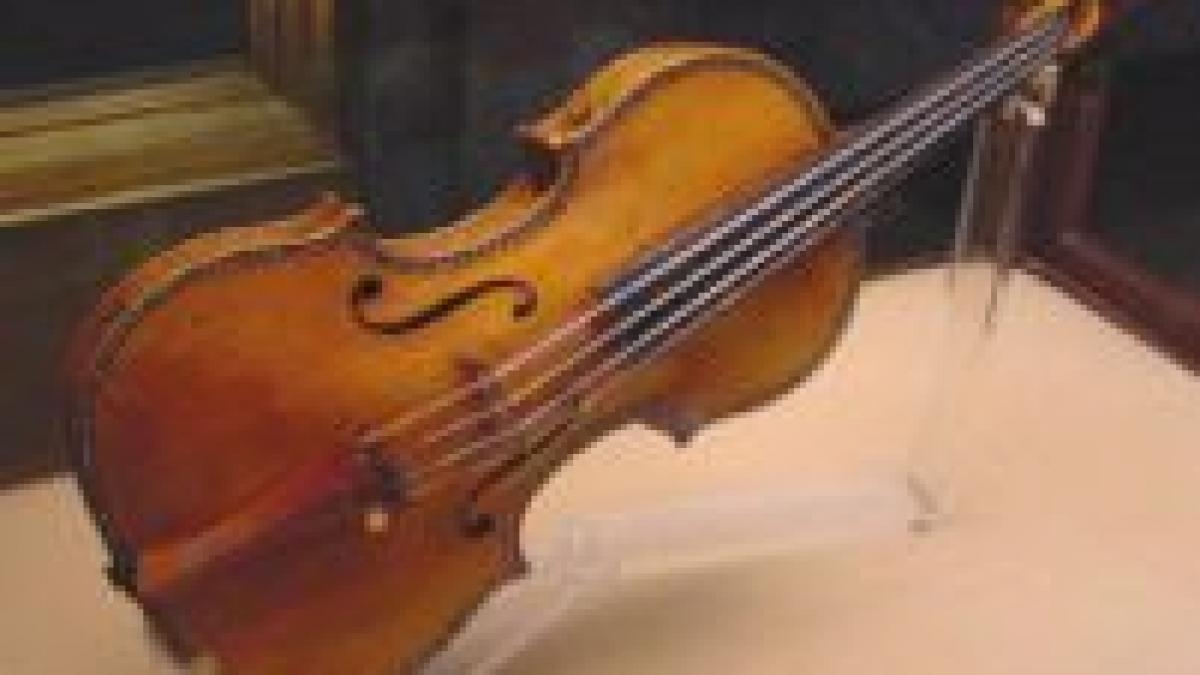 O vioară Stradivarius strânge... milioane de dolari