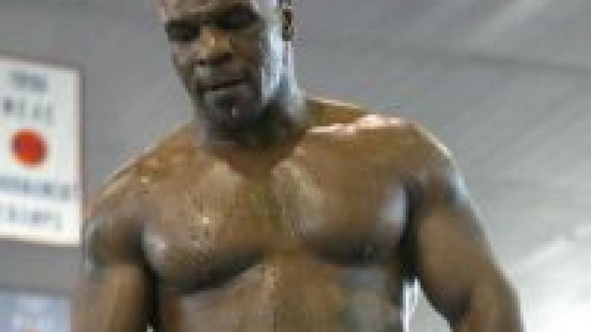 

Mike Tyson. Actor şi dansator la Bollywood