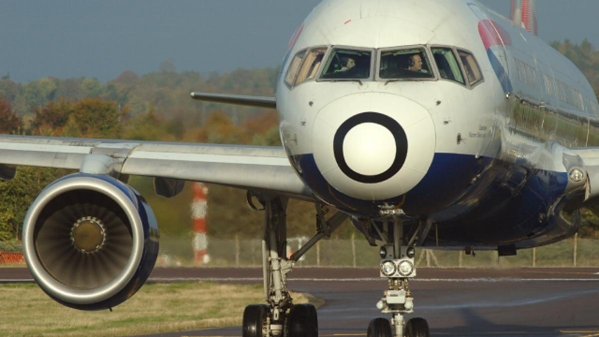 Siberia. Aterizare de urgenţă pe aeroportul Omsk