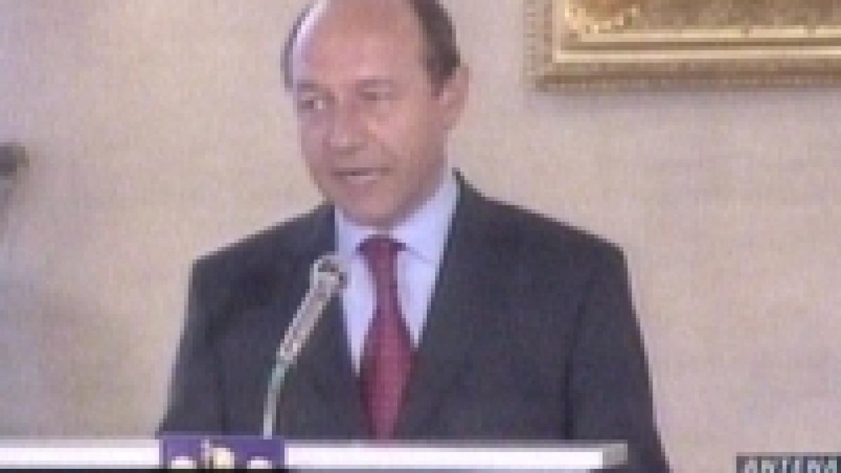 Demisia lui Băsescu - Uite-o, nu e!