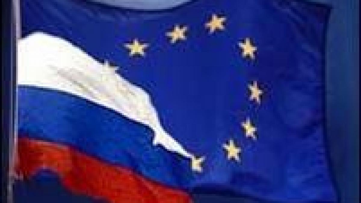 UE şi Rusia negociază eliminarea vizelor
