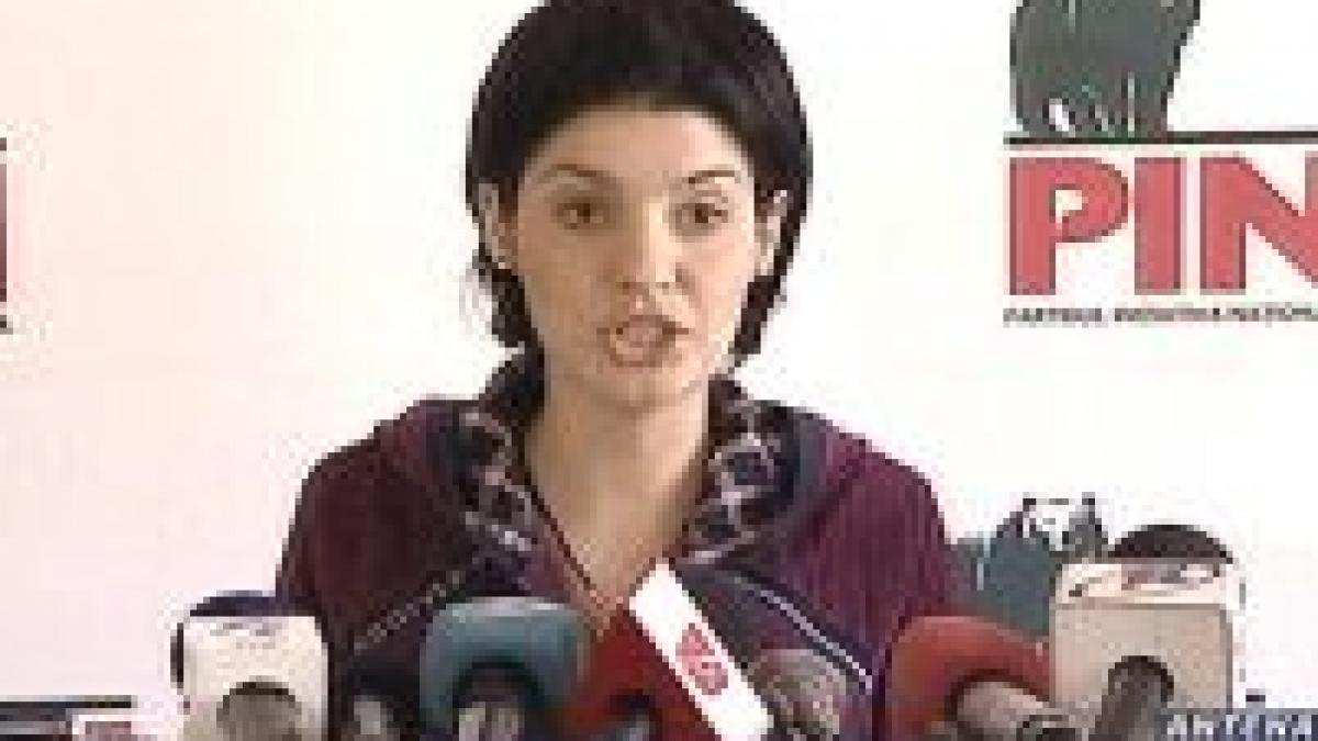 Lavinia Şandru ameninţă CNSAS cu instanţa