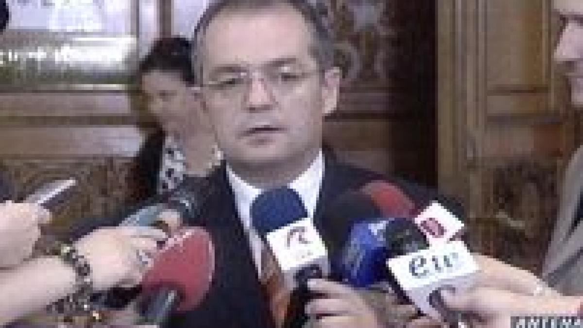 Emil Boc: PD îl sprijină total pe Traian Băsescu