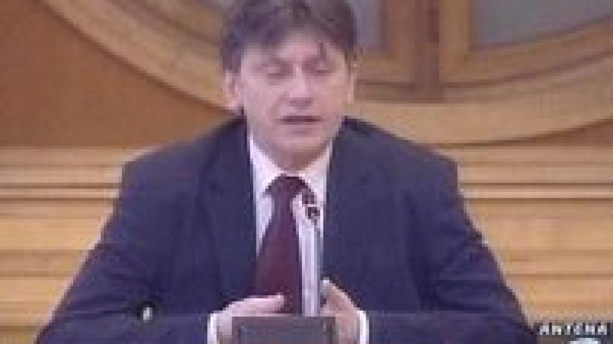 Crin A.: "Băsescu prejudiciază imaginea României"