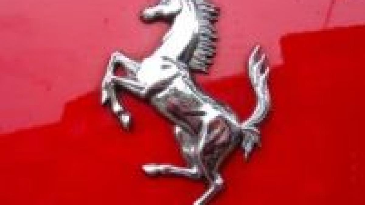 Ferrari îşi deschide service în România