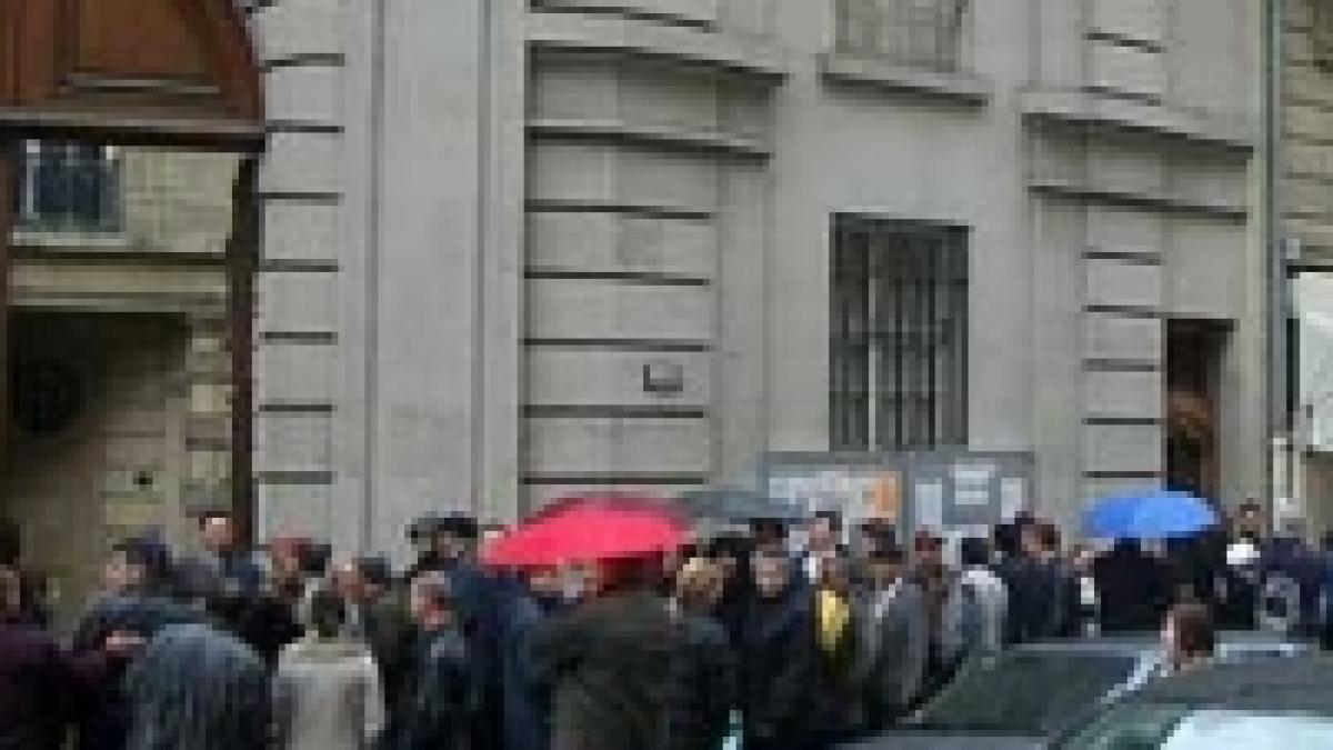 Sistemele piramidale încă mai păcălesc românii