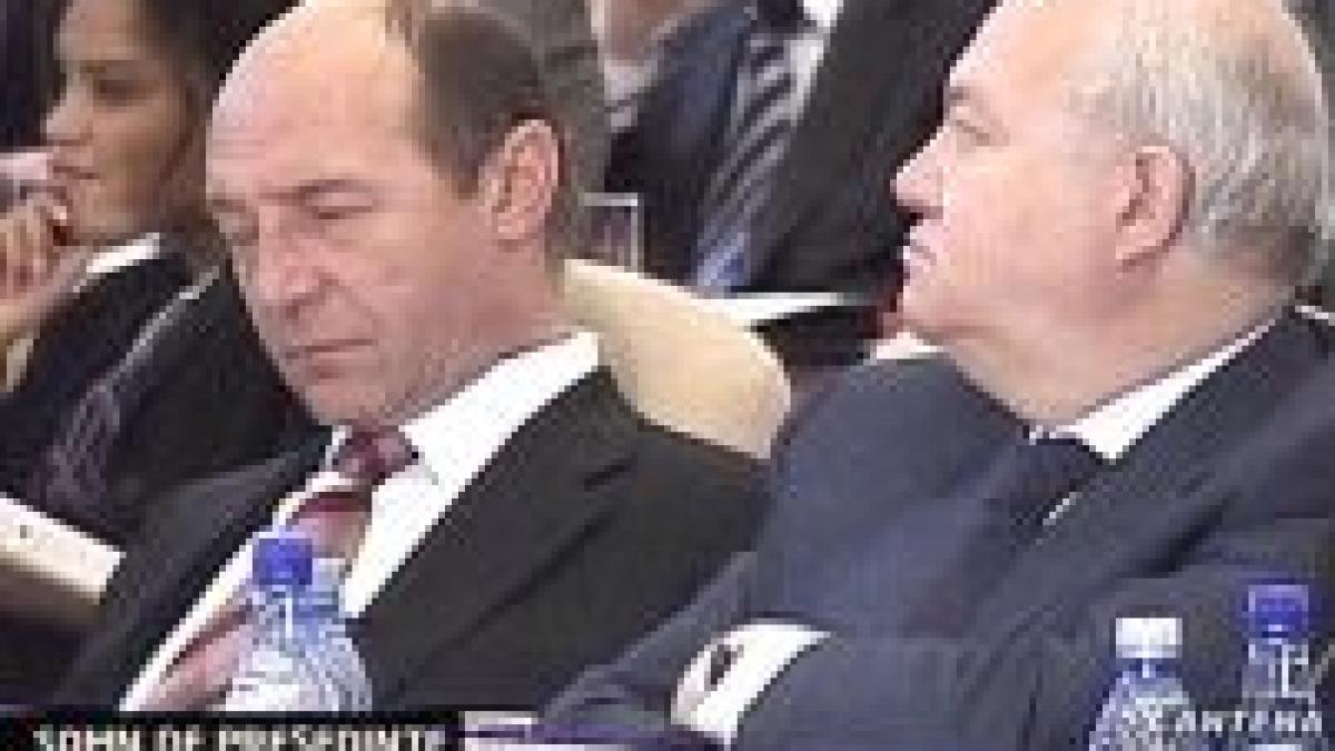 Băsescu trădat de somn la conferinţa OSCE
