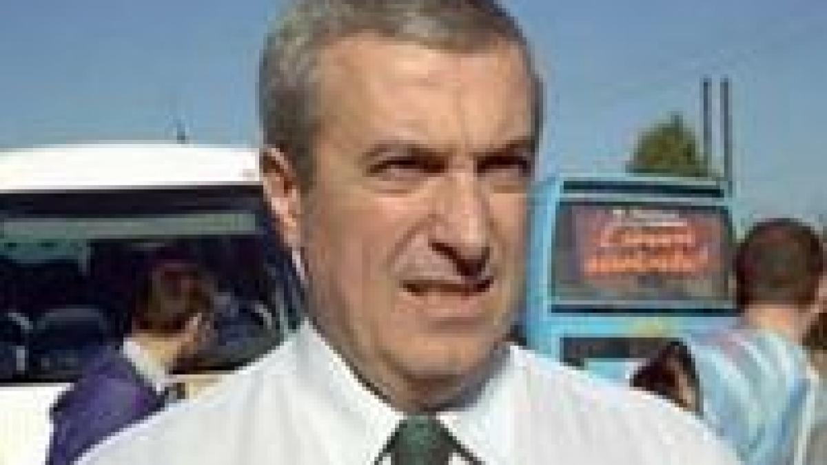 Tăriceanu îşi petrece weekendul la mare