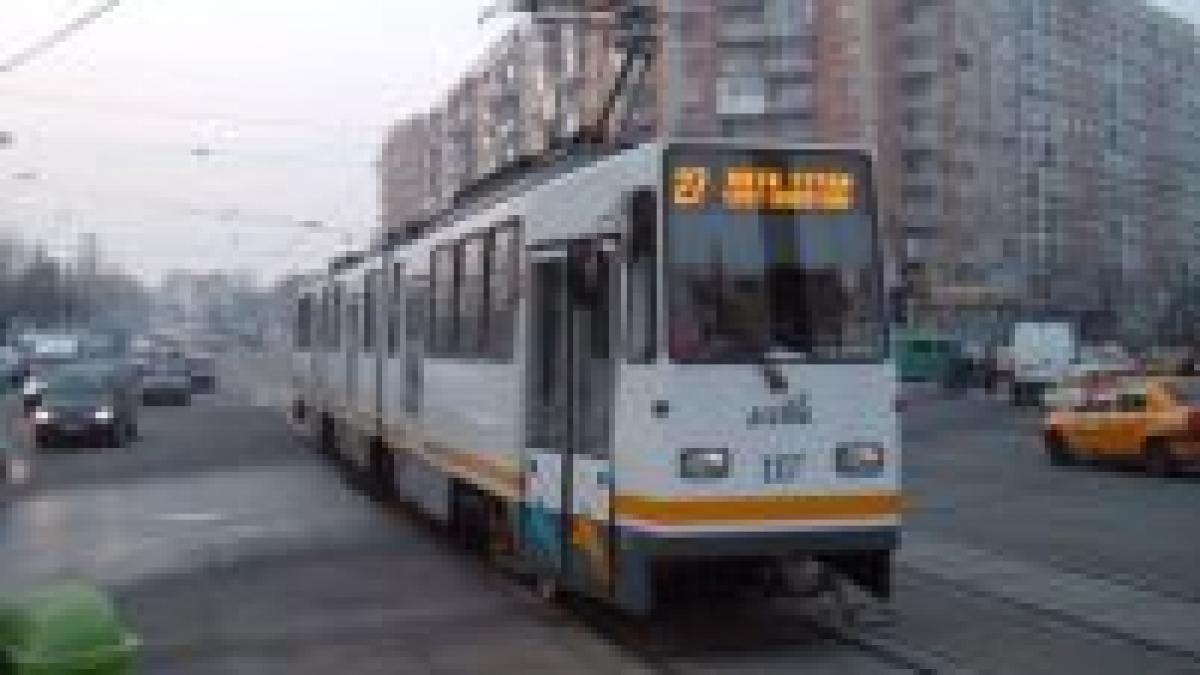 Circulaţia tramvaielor va fi reluată în zona pasajului Mărăşeşti