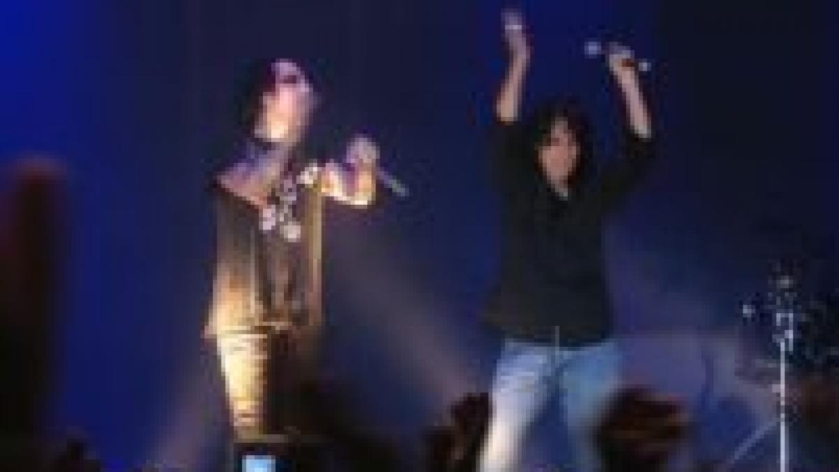 Alice Cooper şi Marlyn Manson au cântat îmbrăţişaţi <font color=red>(VEZI GALERIE FOTO)</font>