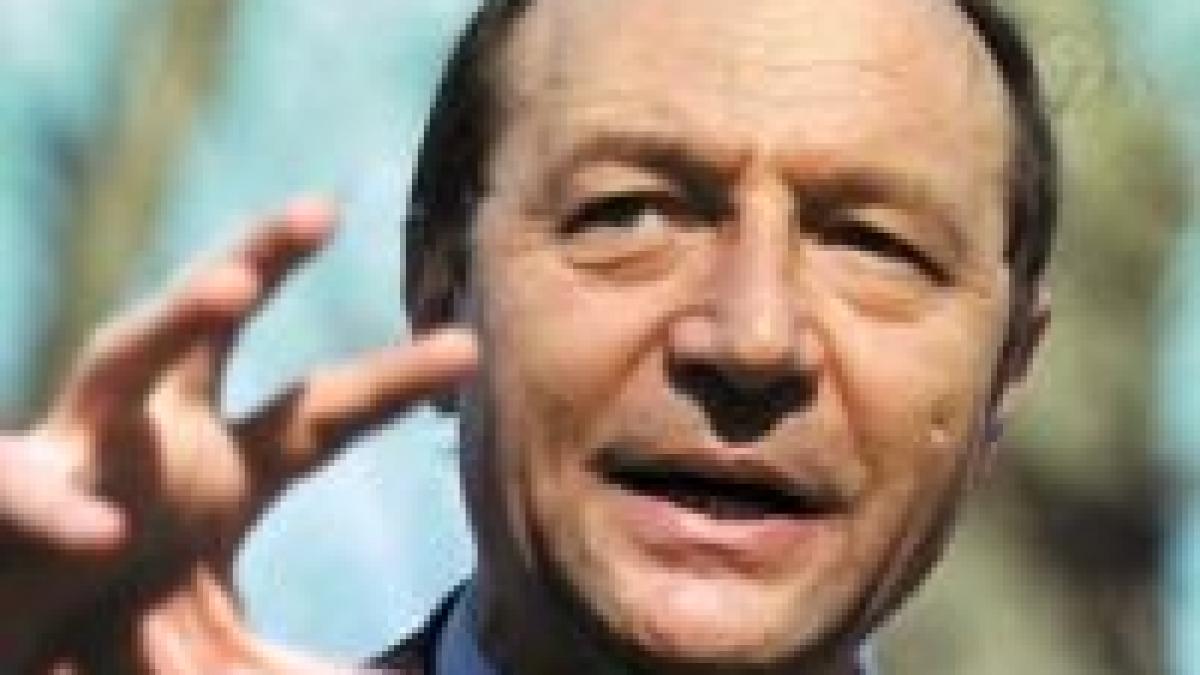 Băsescu: Nu Geoană este problema PSD, ci Iliescu