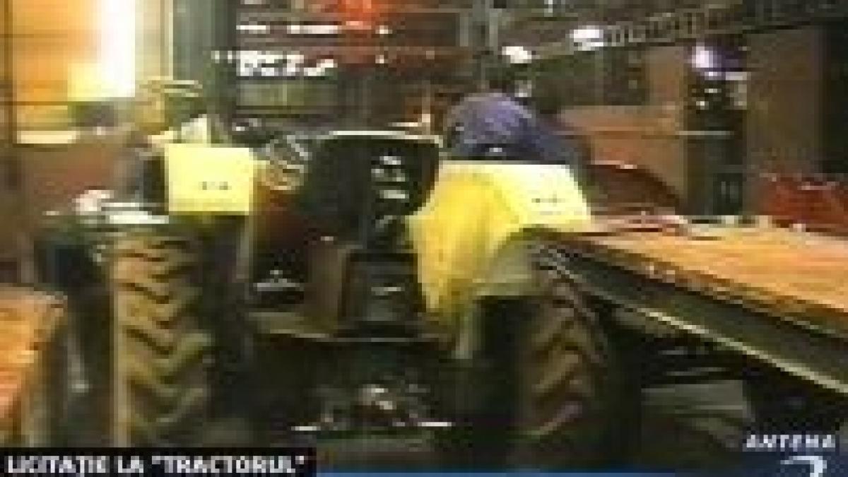 O firmă din Capitală a câştigat Tractorul la licitaţie