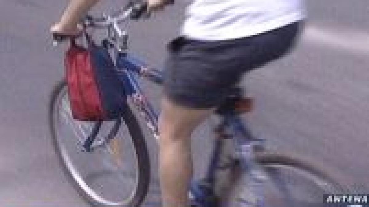 Autorităţile vor fi obligate să facă piste pentru biciclete