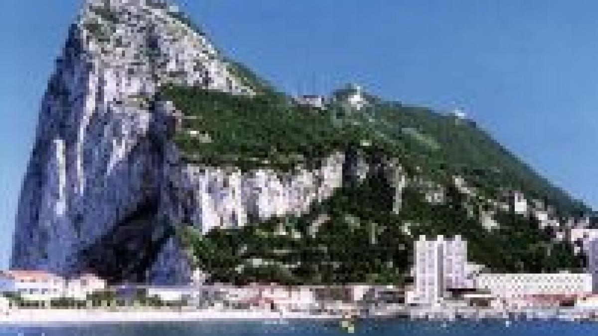 Alertă teroristă în strâmtoarea Gibraltar 
