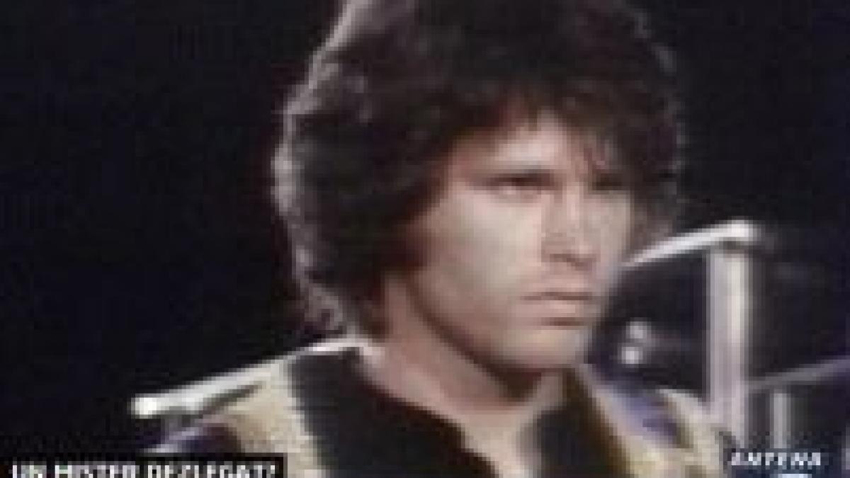 Moartea legendarului Jim Morrison - dezvăluiri şocante <font color=red>(VIDEO ŞI GALERIE FOTO)</font>