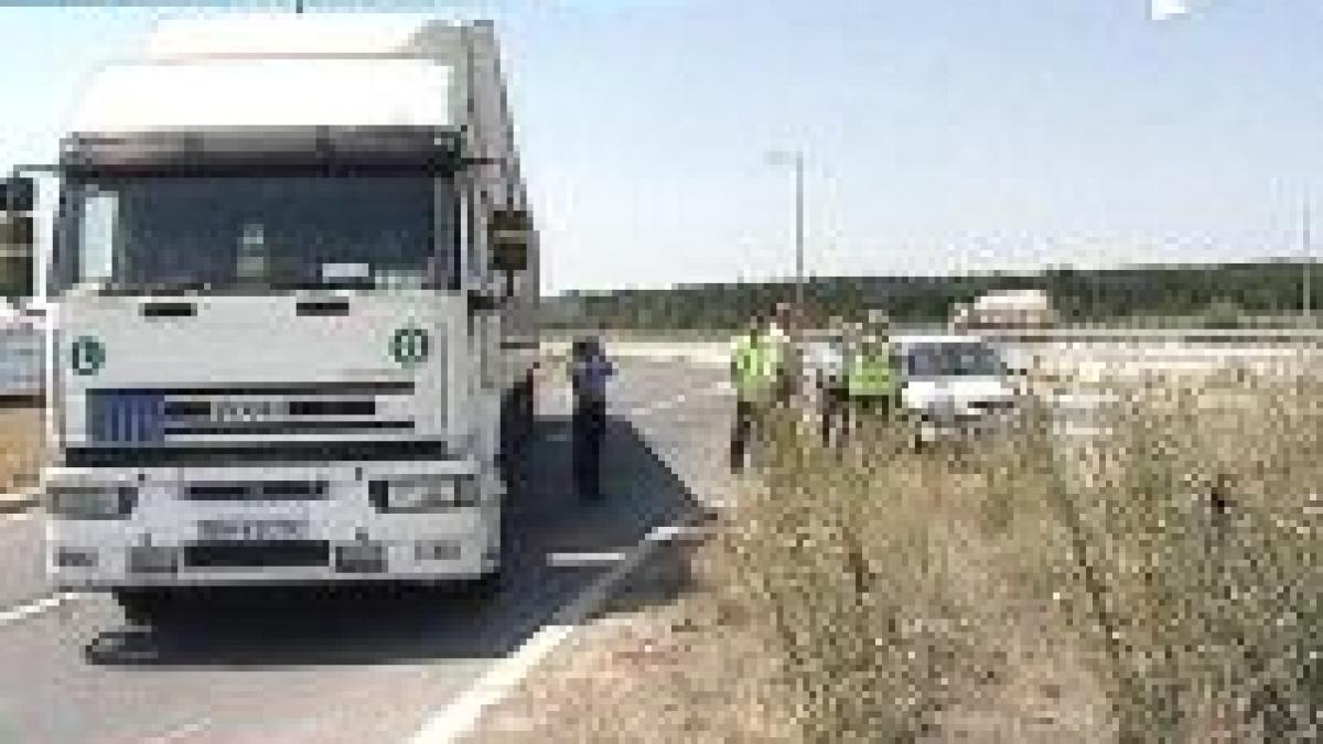 Transportatorii ameninţă că blochează autostrada Soarelui <font color=red>(VIDEO)</font>