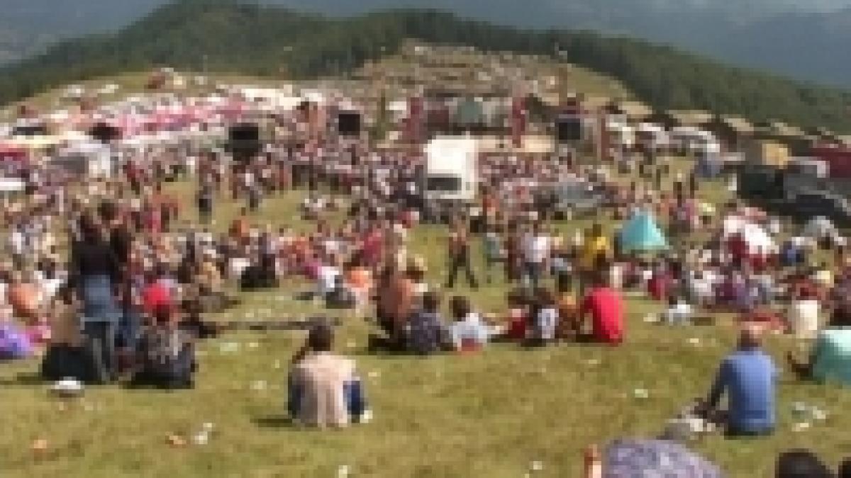 Peste 20.000 de persoane au participat la Târgul de fete