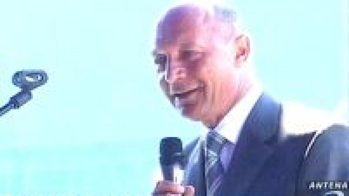 Băsescu nostalgic la botezul unei nave: "Orice navă are suflet!" 