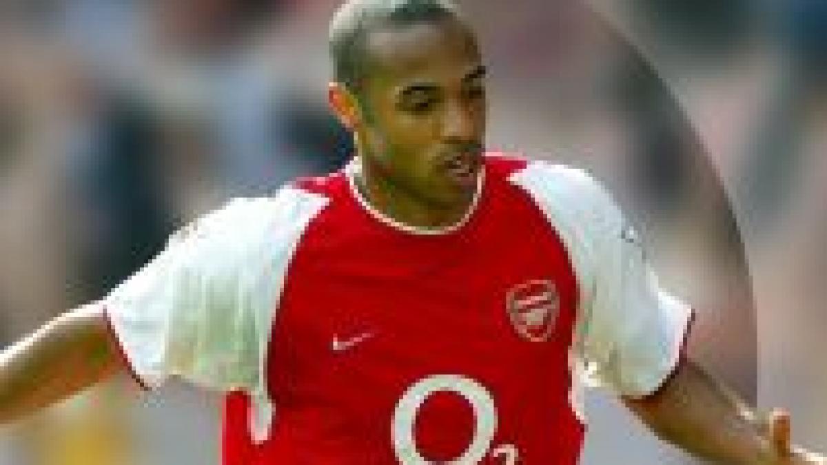 O bandă de români plănuieşte răpirea fetei fotbalistului Thierry Henry
