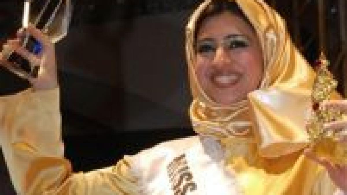 Reprezentanta Bahreinului a câştigat Miss Arab World 2007 <font color=red>(GALERIE FOTO)</font>