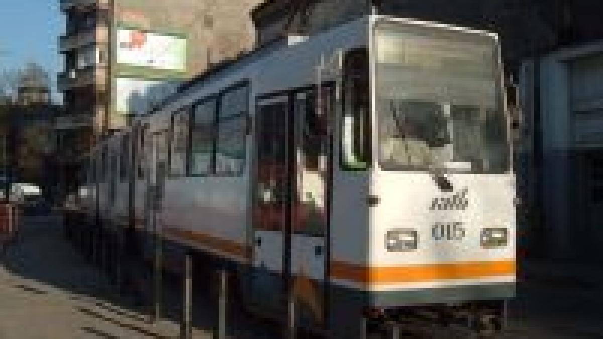 Tramvaiele 16 şi 34 îşi schimbă traseul, tramvaiul 5 va fi suspendat
