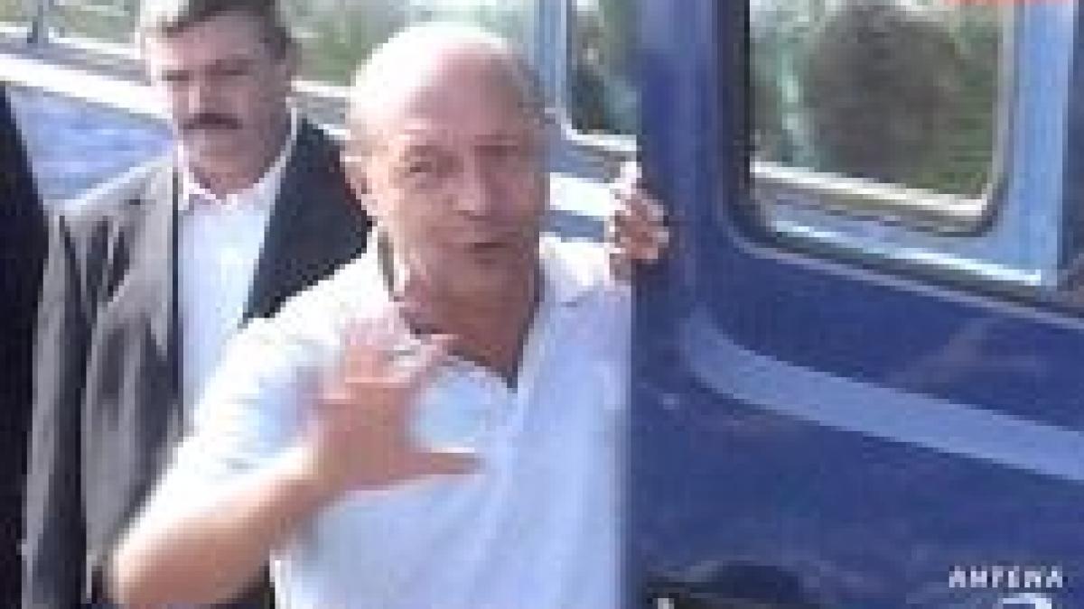 Băsescu spune, primăria dispune şi se face curat la marginea Capitalei