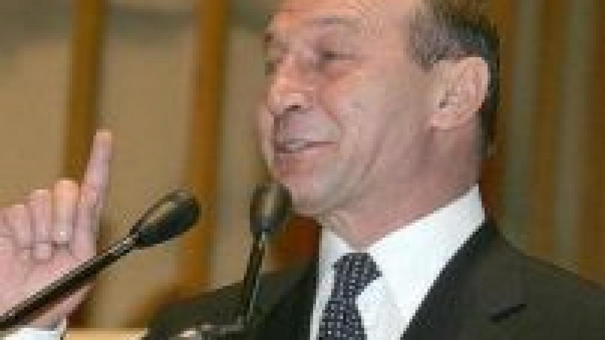 Războiul lui Băsescu cu liberalii a ajuns la Brătieni 