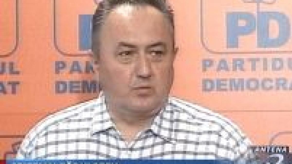 PD: Programul de testare a sănătăţii foloseşte narcisismului lui Nicolăescu <font color=red>(VIDEO)</font>