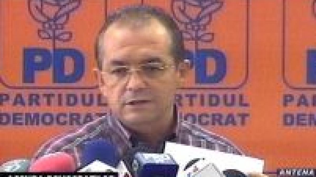 Boc: finanţarea învăţământului se face pe criterii politice

