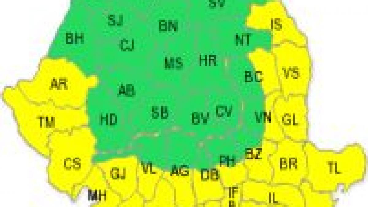 Trei zile de cod galben în 25 de judeţe. Temperaturi de peste 38 de grade 