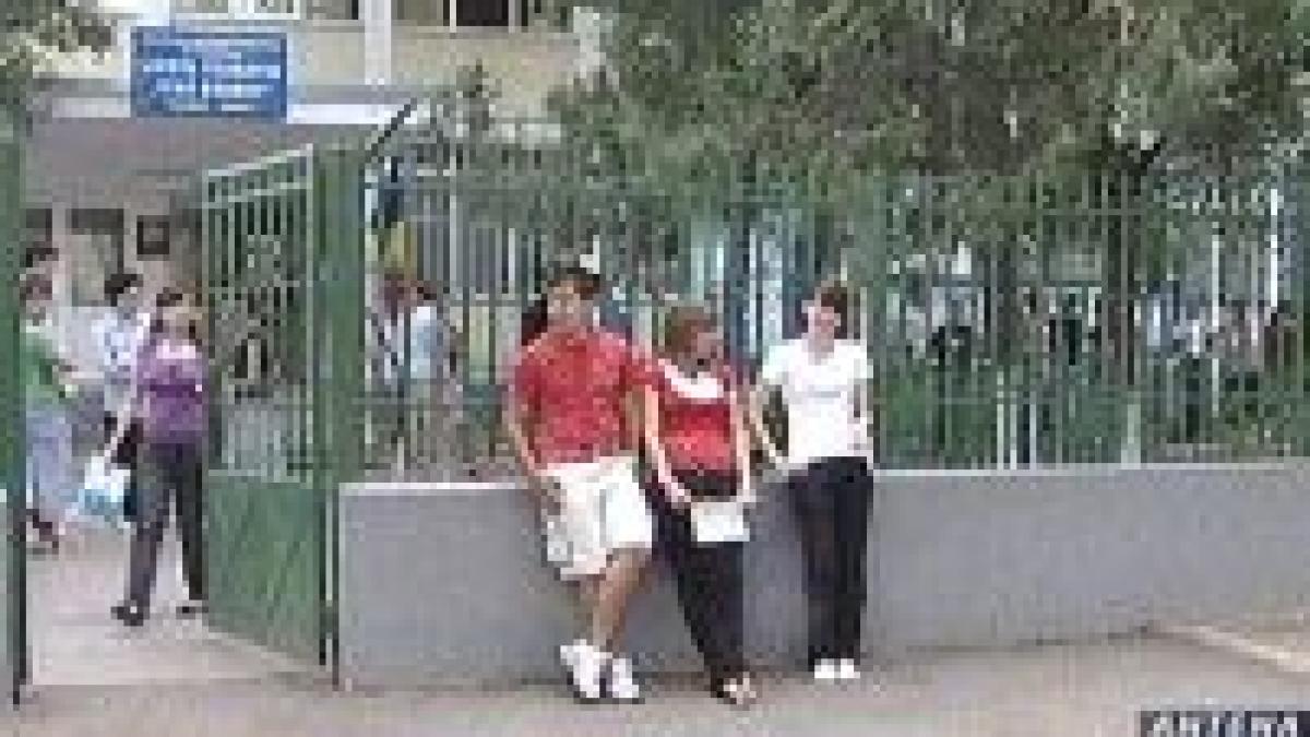 Testele Naţionale vor fi desfiinţate din 2008 <font color=red>(VIDEO)</font>