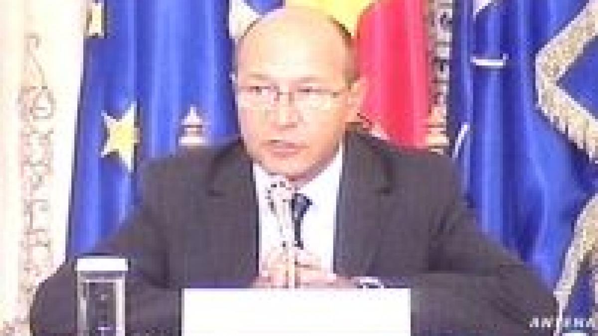 Băsescu susţine relaţiile cu Kazahstan şi Azerbaidjan