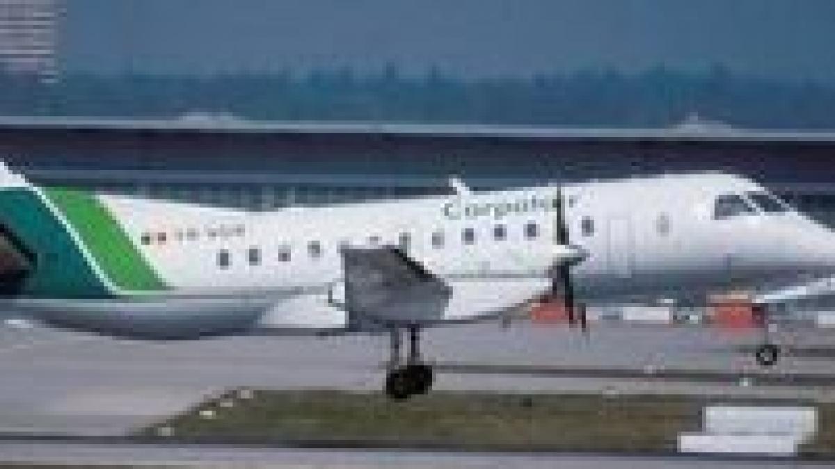 Un avion a aterizat forţat la Craiova după ce a rămas fără combustibil 