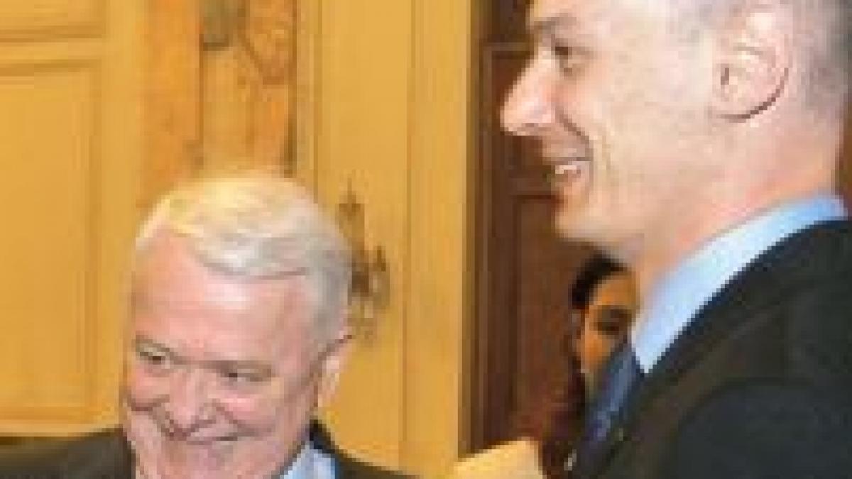 Bogdan Olteanu se jură că nu a bătut palma cu Hrebenciuc 