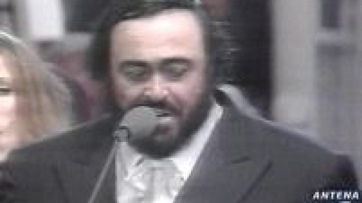 <font color=red>O sole mio!</font> - Pavarotti, cele mai îndrăgite melodii <font color=red>(AUDIO ŞI VIDEO)</font>