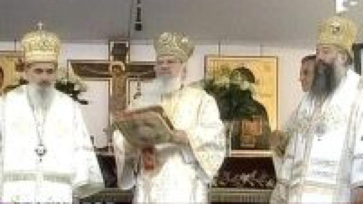 Cine va fi noul Patriarh: IPS Daniel sau Bartolomeu Anania