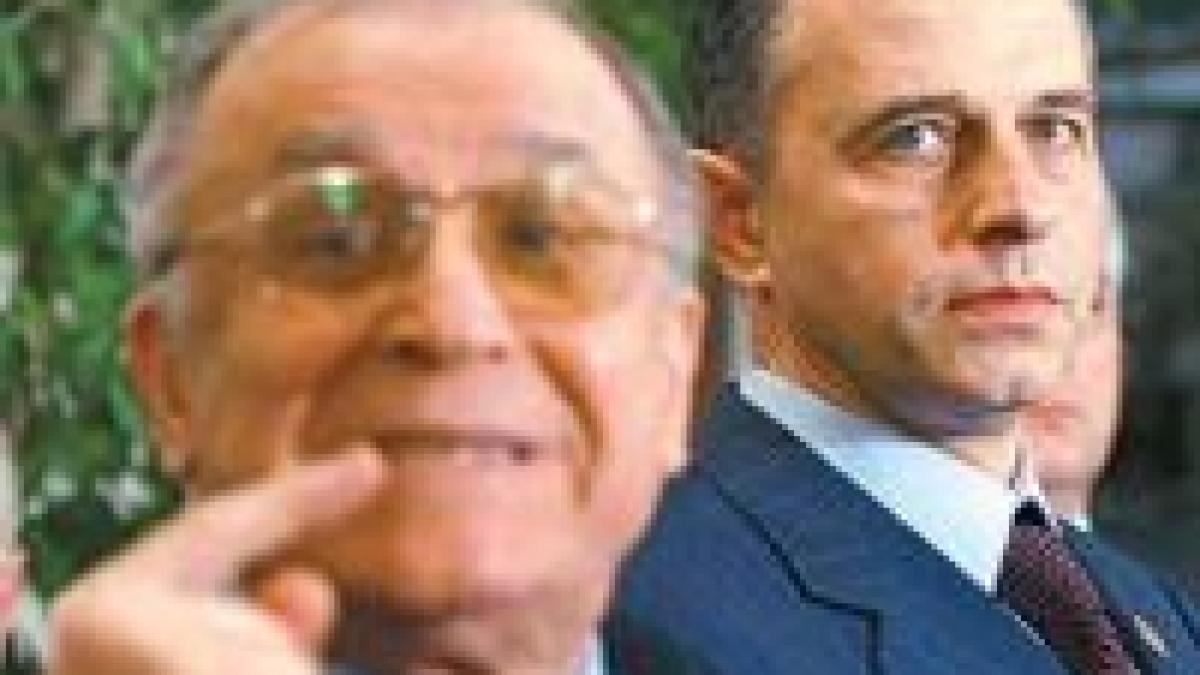 Iliescu şi Geoană au ajuns ?la cuţite? din cauza moţiunii 