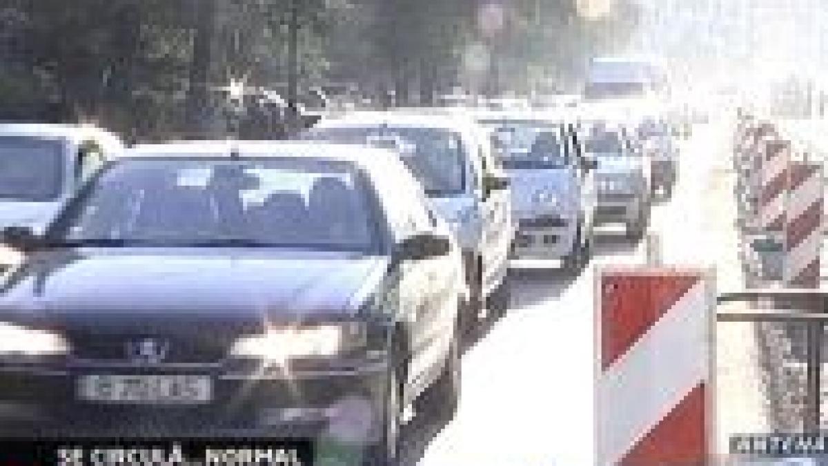 Adriean Videanu: În Bucureşti se circulă normal