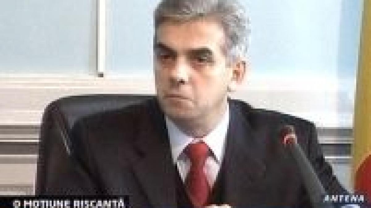 Nicolăescu îi califică drept iresponsabili pe social-democraţi <font color=red>(VIDEO)</font>