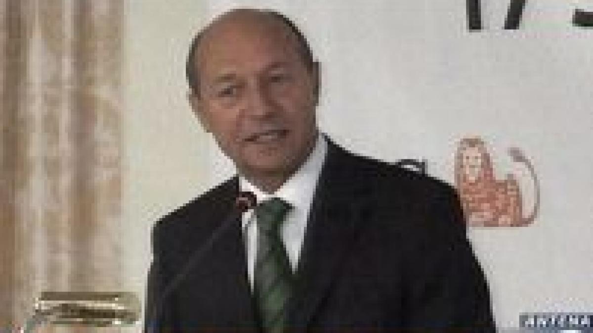 Băsescu: pensiile private - rezultatul unui compromis politic <font color=red>(VIDEO)</font>