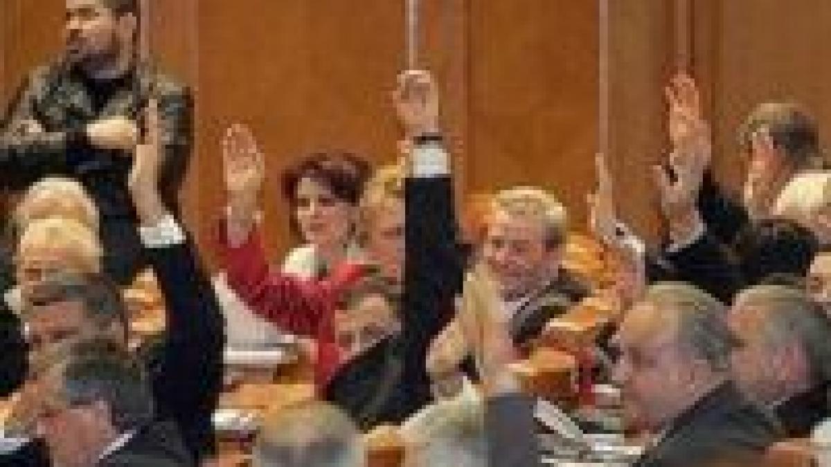 Şedinţa parlamentară în care se va vota moţiunea ar putea fi suspendată 