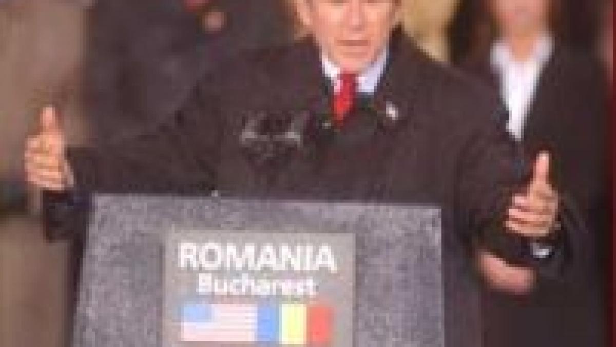 Cioroianu: Bush vrea să vină în România, dar i-am zis că nu-i garantez un curcubeu