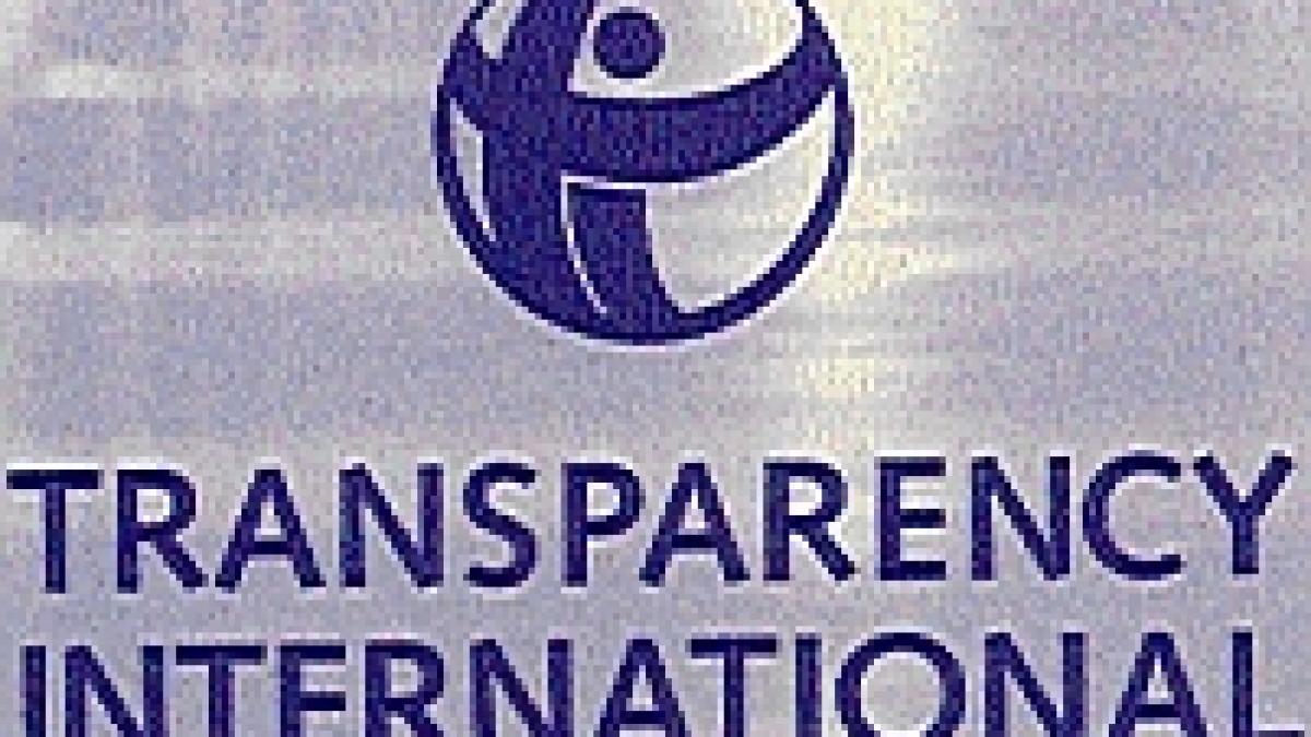 Transparency International: România a combătut corupţia