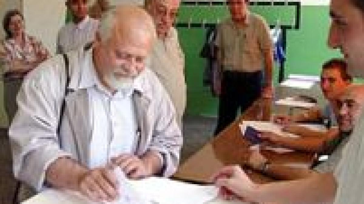 Bulgarii vor vota pe buletine de doi metri, la municipale